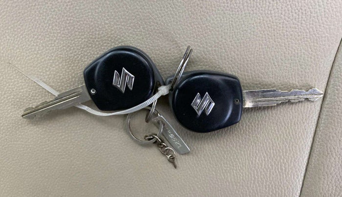 2015 Maruti Ciaz VXI, Petrol, Manual, 30,559 km, Key Close Up
