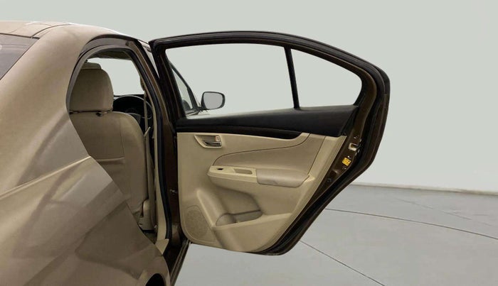 2015 Maruti Ciaz VXI, Petrol, Manual, 30,559 km, RHS Rear Door