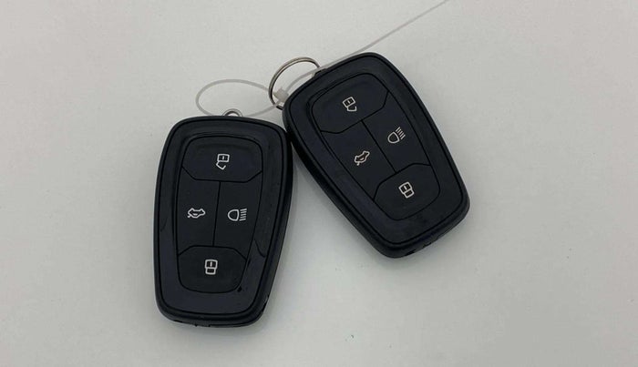2024 Tata TIGOR XZ PLUS PETROL, Petrol, Manual, 31,421 km, Key Close Up