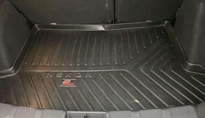 2022 Tata NEXON XZ PLUS (O) PETROL, Petrol, Manual, 35,000 km, Boot Inside
