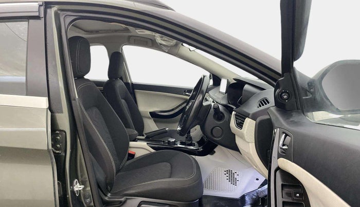 2022 Tata NEXON XZ PLUS (O) PETROL, Petrol, Manual, 35,000 km, Right Side Front Door Cabin