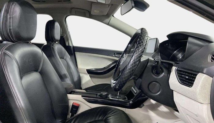 2021 Tata NEXON XZA PLUS SUNROOF PETROL, Petrol, Automatic, 87,756 km, Right Side Front Door Cabin