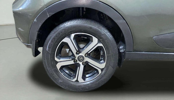 2021 Tata NEXON XZA PLUS SUNROOF PETROL, Petrol, Automatic, 87,756 km, Right Rear Wheel