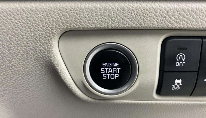 2024 KIA CARENS Prestige Plus (O) 1.5 Turbo DCT 7 STR, Petrol, Automatic, 2,445 km, Keyless Start/ Stop Button