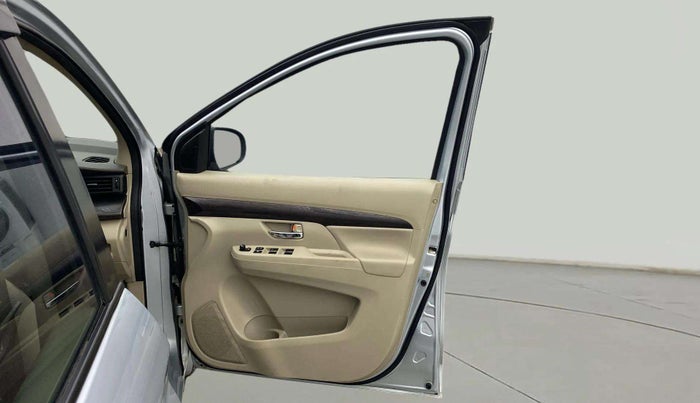 2022 Maruti Ertiga ZXI AT SHVS, Petrol, Automatic, 70,072 km, RHS Front Door