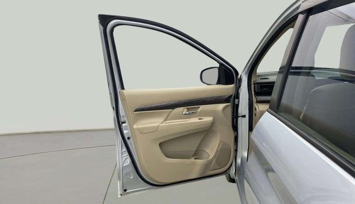2022 Maruti Ertiga ZXI AT SHVS, Petrol, Automatic, 70,072 km, LHS Front Door