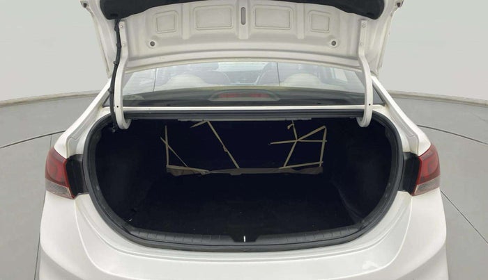 2019 Hyundai Verna 1.6 VTVT SX, Petrol, Manual, 51,040 km, Boot Inside