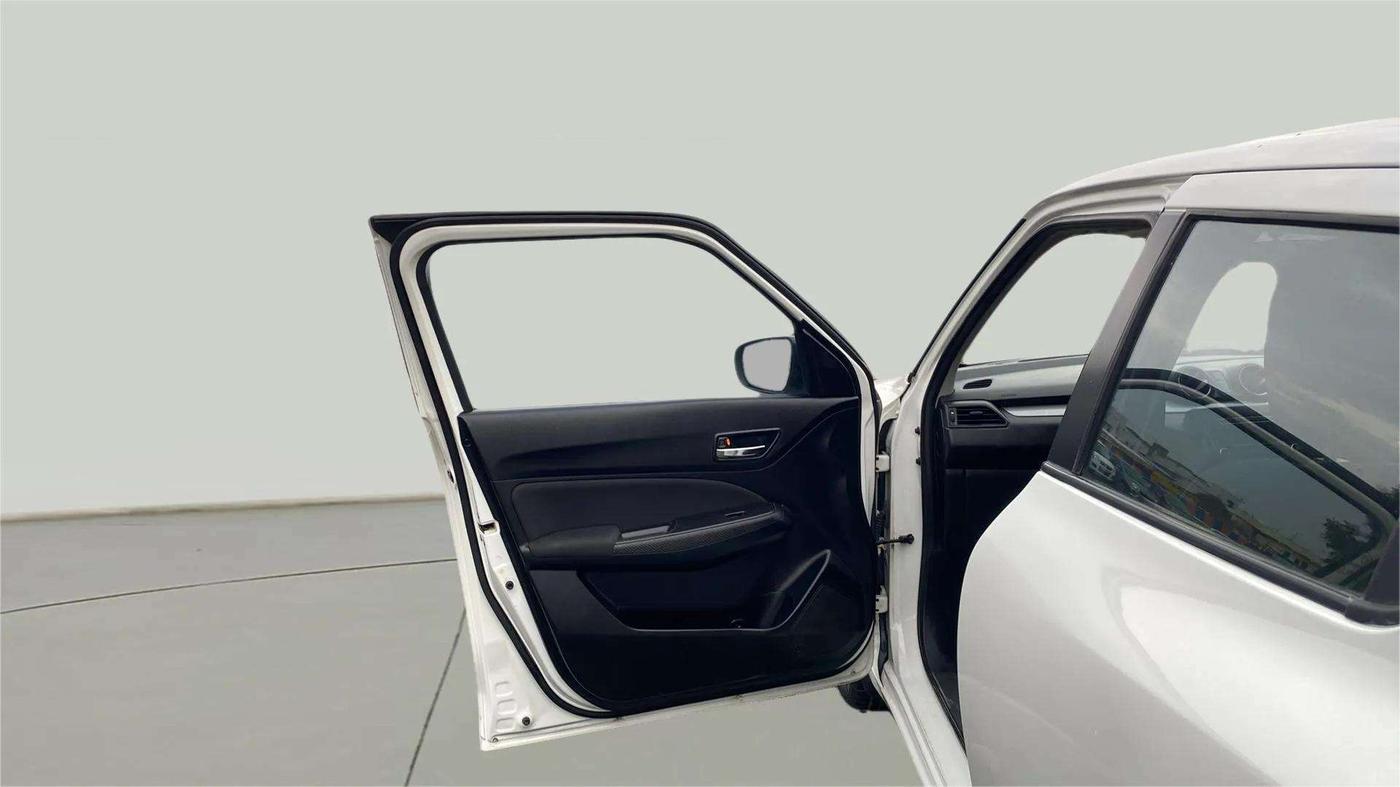 2020 Maruti Swift VXI, Petrol, Manual, 34,385 km, LHS Front Door