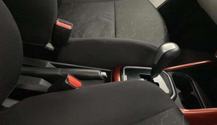 2017 Maruti IGNIS ZETA 1.2 AMT DUAL TONE, Petrol, Automatic, 32,091 km, Gear Lever