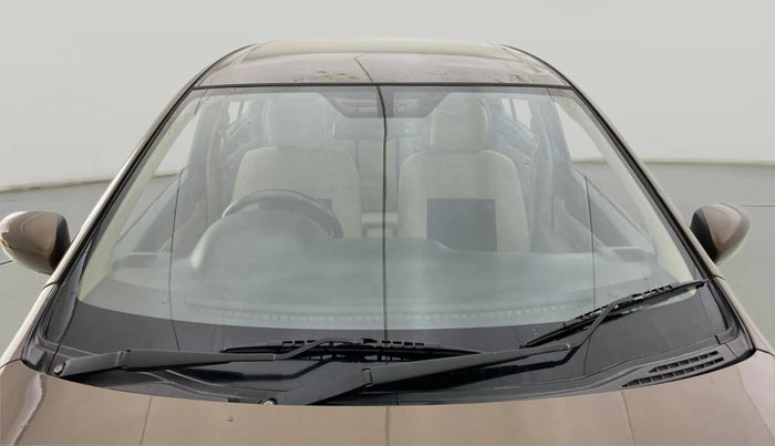 2017 Maruti Ciaz ALPHA 1.4 PETROL, Petrol, Manual, 1,31,521 km, Front Windshield