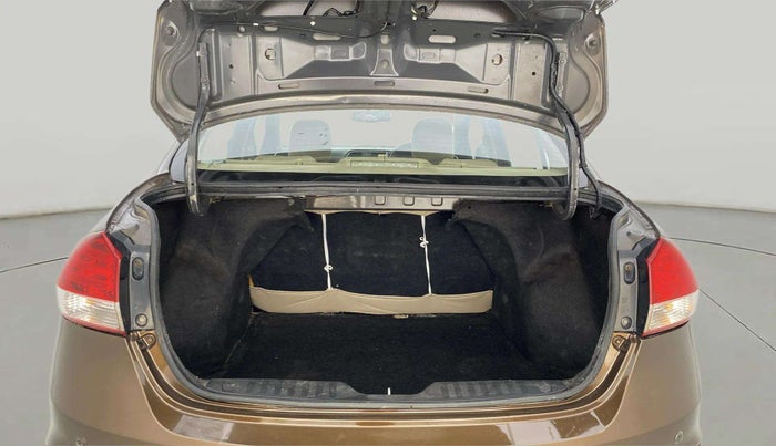 2017 Maruti Ciaz ALPHA 1.4 PETROL, Petrol, Manual, 1,31,521 km, Boot Inside
