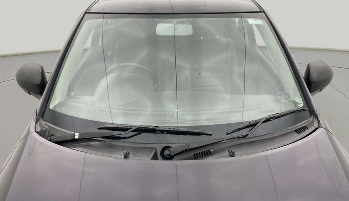 2017 Maruti Swift LXI (O), Petrol, Manual, 74,267 km, Front Windshield