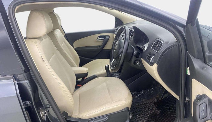 2018 Skoda Rapid STYLE 1.6 MPI, Petrol, Manual, 42,013 km, Right Side Front Door Cabin