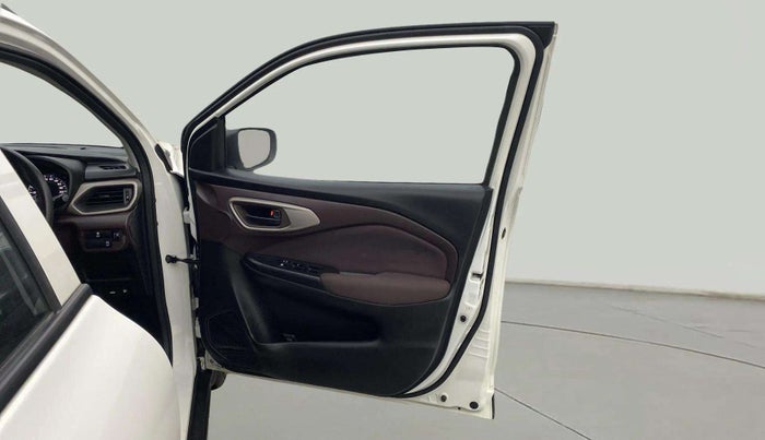 2024 Maruti FRONX SIGMA 1.2 MT, Petrol, Manual, 16,423 km, RHS Front Door