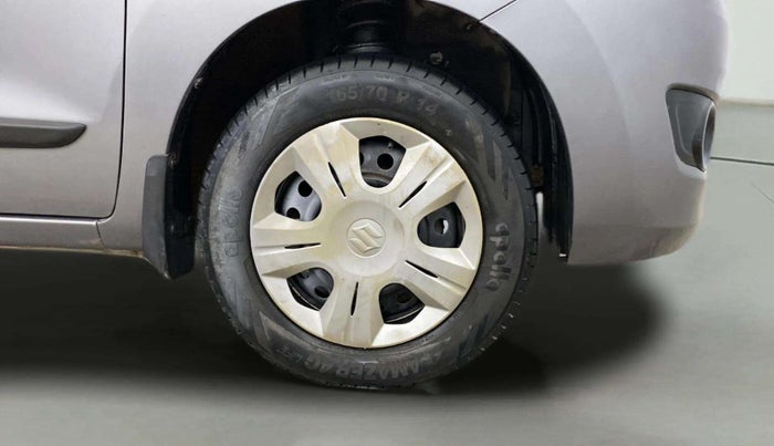 2015 Maruti Wagon R 1.0 VXI, Petrol, Manual, 58,144 km, Right Front Wheel