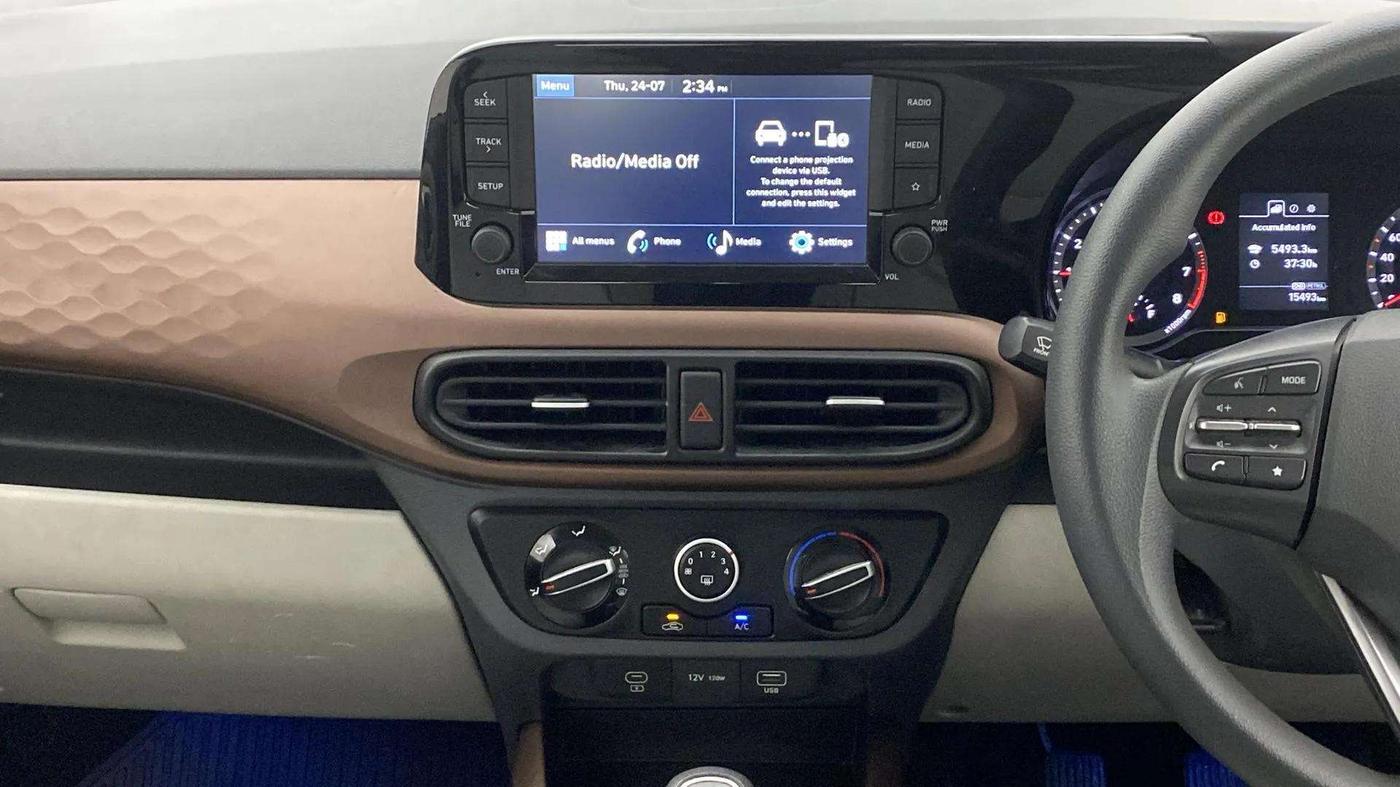 2024 Hyundai AURA SX 1.2 CNG, CNG, Manual, 15,591 km, Air Conditioner