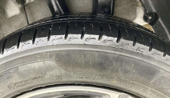 2024 Hyundai AURA SX 1.2 CNG, CNG, Manual, 15,492 km, Left Rear Tyre Tread