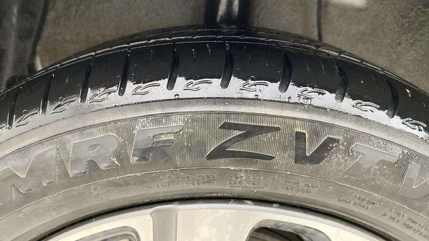 2024 Hyundai AURA SX 1.2 CNG, CNG, Manual, 15,591 km, Right Rear Tyre Tread