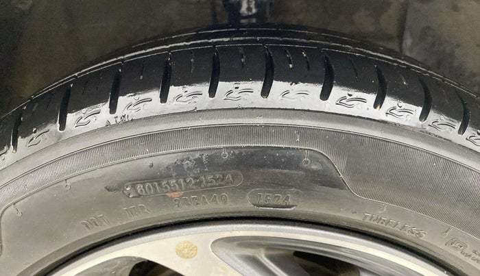 2024 Hyundai AURA SX 1.2 CNG, CNG, Manual, 15,492 km, Right Front Tyre Tread