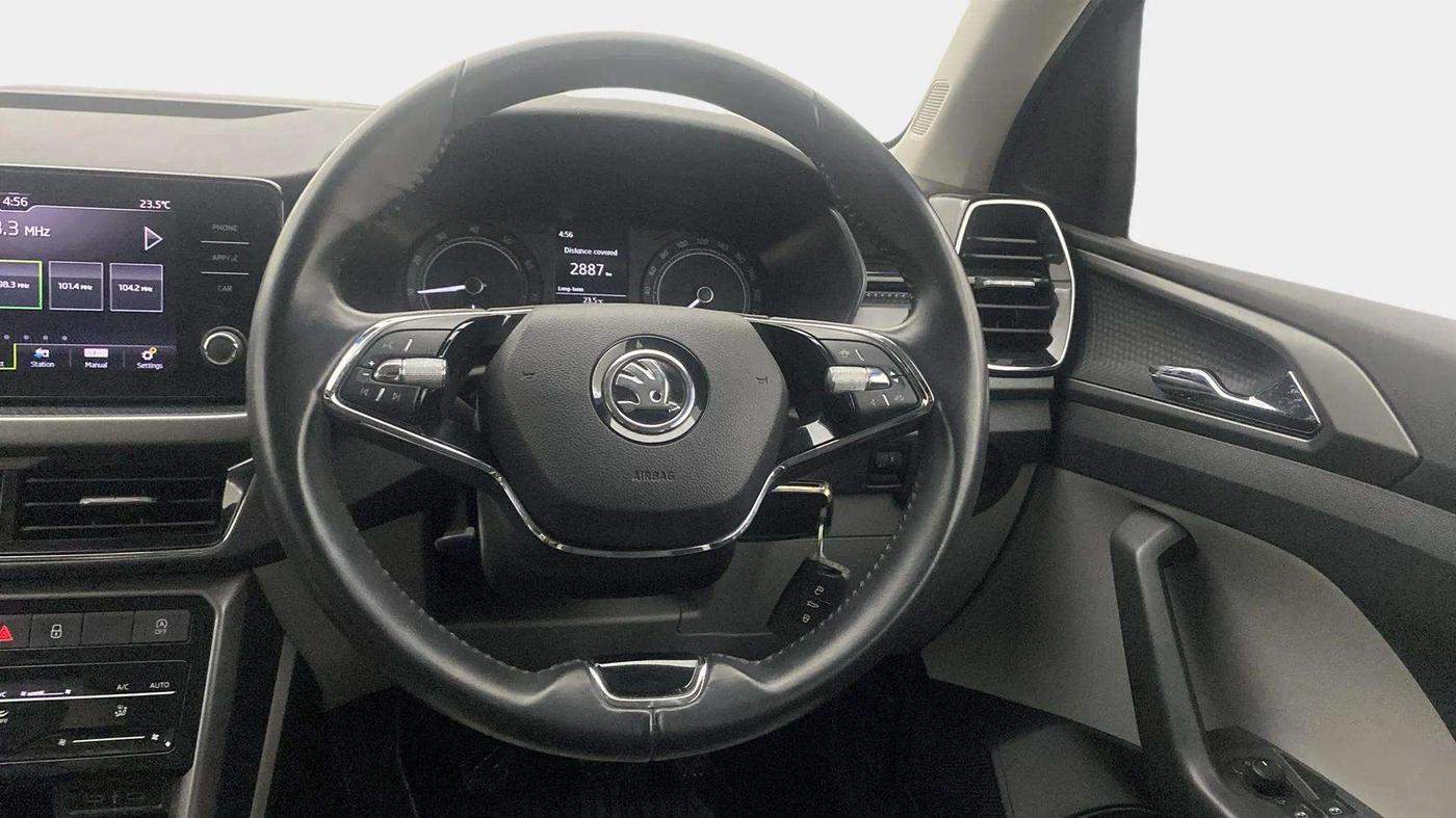 2023 Skoda KUSHAQ AMBITION 1.0L TSI MT, Petrol, Manual, 8,756 km, Steering Wheel Close Up