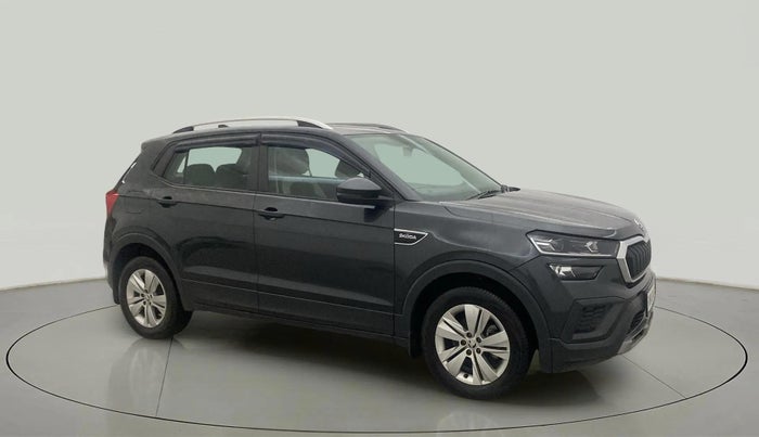 2023 Skoda KUSHAQ AMBITION 1.0L TSI MT, Petrol, Manual, 8,571 km, Right Front Diagonal