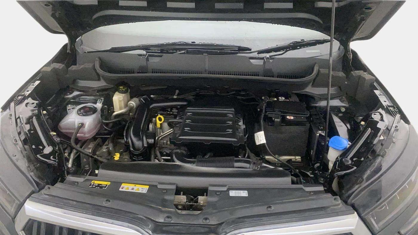 2023 Skoda KUSHAQ AMBITION 1.0L TSI MT, Petrol, Manual, 8,756 km, Engine View