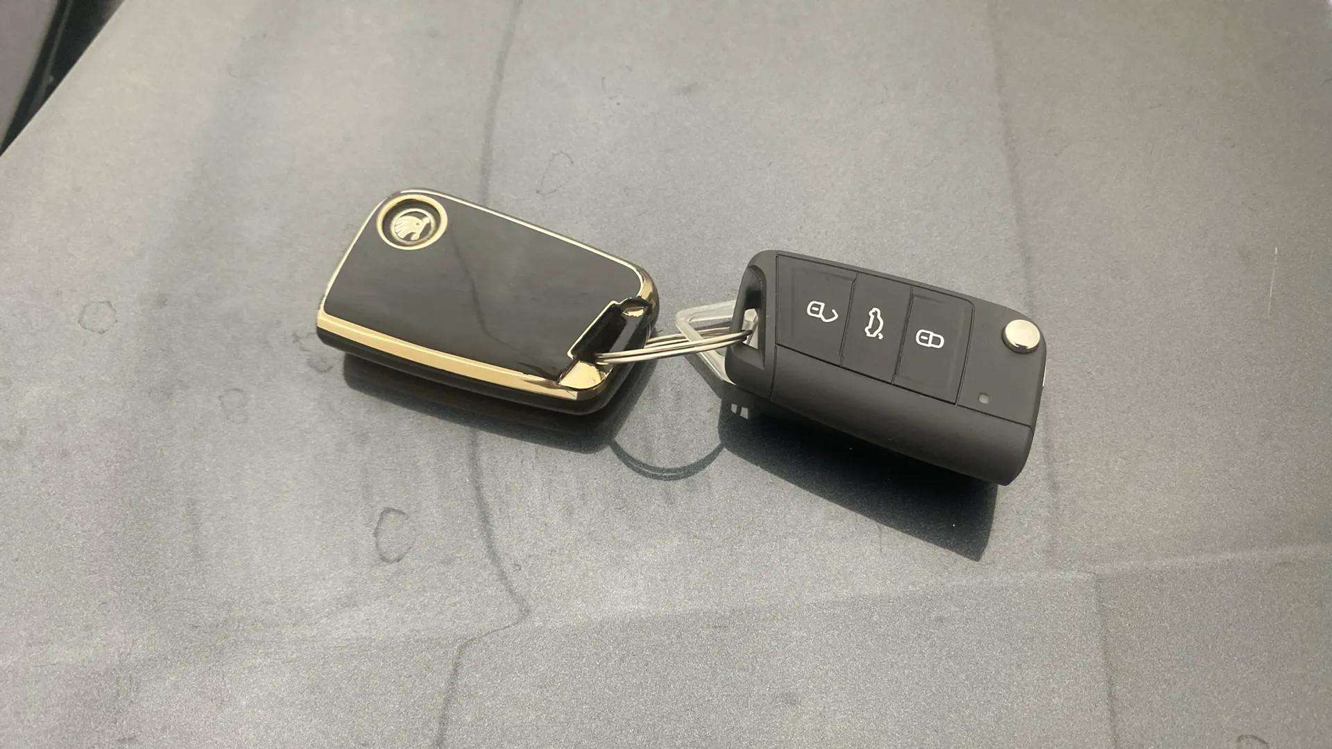 Keys-44