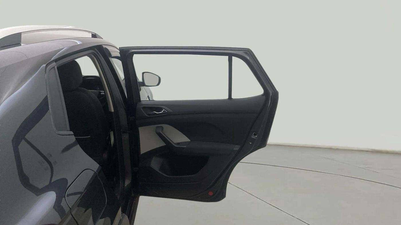 2023 Skoda KUSHAQ AMBITION 1.0L TSI MT, Petrol, Manual, 8,756 km, RHS Rear Door