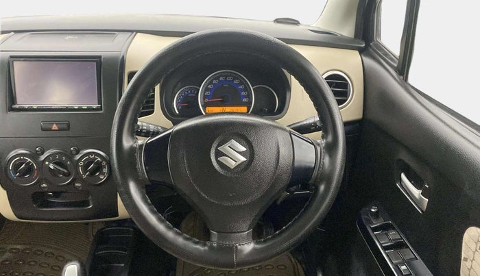 2017 Maruti Wagon R 1.0 VXI AMT, Petrol, Automatic, 26,129 km, Steering Wheel Close Up