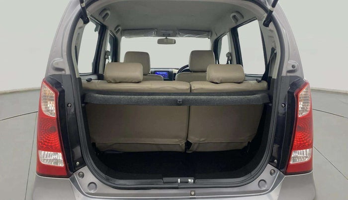 2017 Maruti Wagon R 1.0 VXI AMT, Petrol, Automatic, 26,129 km, Boot Inside