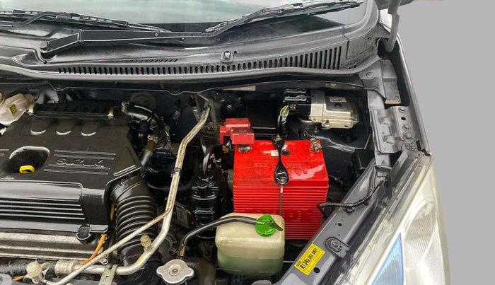 2017 Maruti Wagon R 1.0 VXI AMT, Petrol, Automatic, 26,129 km, Engine View - Left