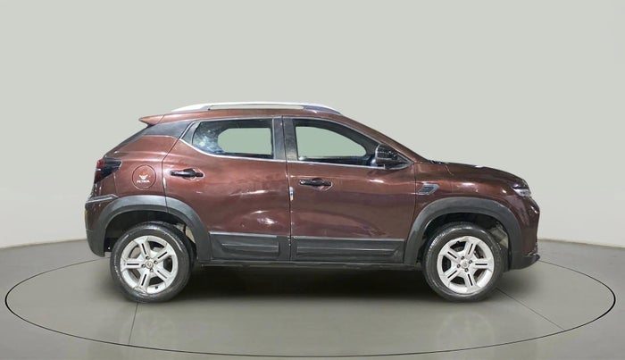 2022 Renault Kiger RXT MT, Petrol, Manual, 22,147 km, Right Side View