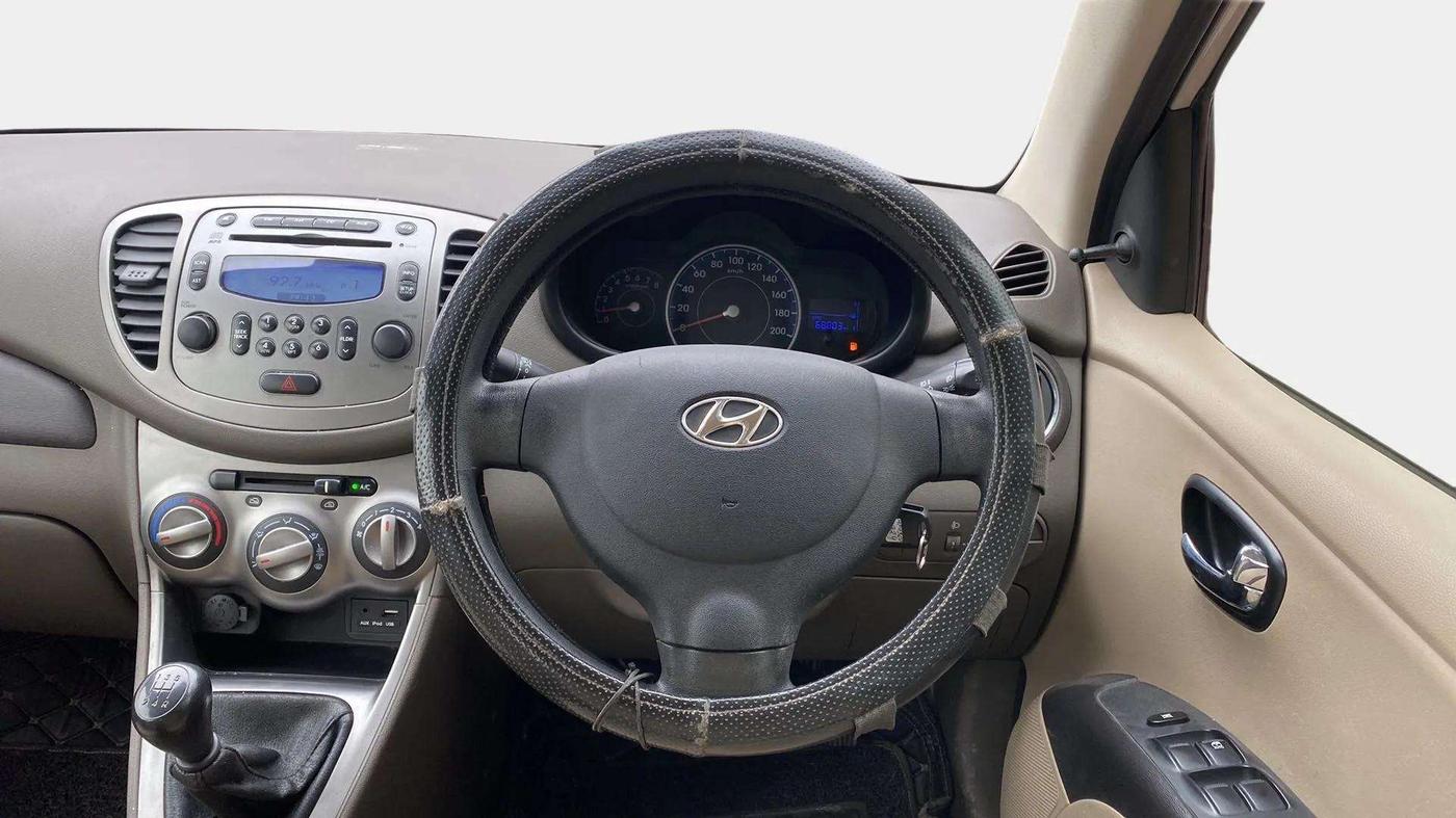 2016 Hyundai Grand i10 SPORTZ 1.2 KAPPA VTVT, Petrol, Manual, 68,871 km, Steering Wheel Close Up