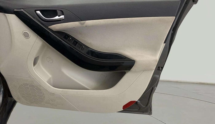 2020 Tata NEXON XZ PLUS PETROL, Petrol, Manual, 73,425 km, Driver Side Door Panels Control