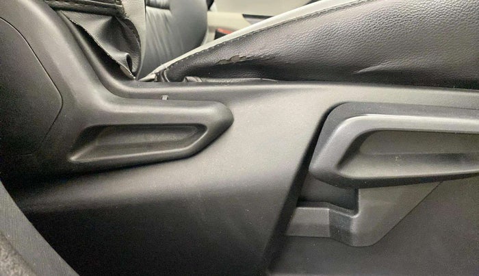 2020 Tata NEXON XZ PLUS PETROL, Petrol, Manual, 73,425 km, Driver Side Adjustment Panel