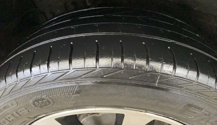 2020 Tata NEXON XZ PLUS PETROL, Petrol, Manual, 73,425 km, Left Front Tyre Tread
