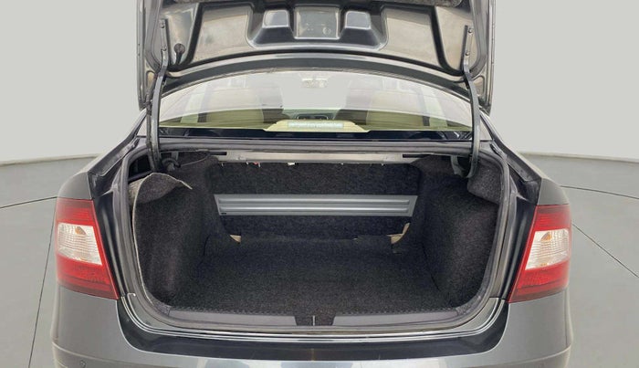 2020 Skoda Rapid 1.0 AMBITION TSI MT, Petrol, Manual, 26,140 km, Boot Inside