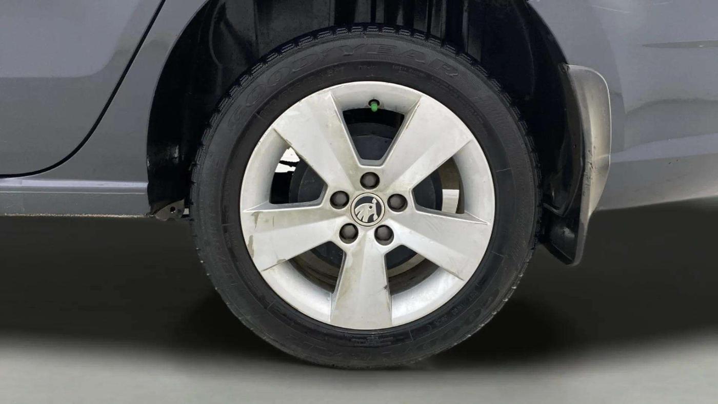 2020 Skoda Rapid 1.0 AMBITION TSI MT, Petrol, Manual, 26,140 km, Left Rear Wheel