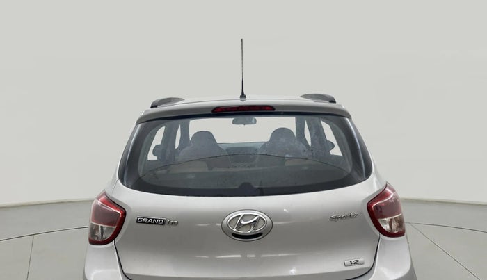 2016 Hyundai Grand i10 SPORTZ 1.2 KAPPA VTVT, Petrol, Manual, 33,933 km, Rear Windshield