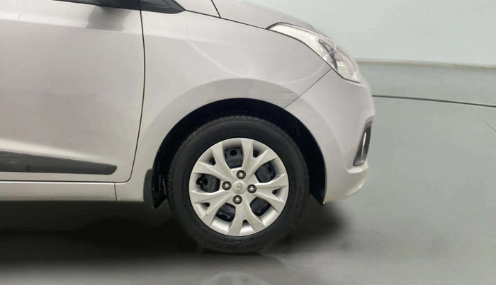 2016 Hyundai Grand i10 SPORTZ 1.2 KAPPA VTVT, Petrol, Manual, 33,933 km, Right Front Wheel