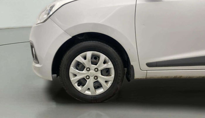 2016 Hyundai Grand i10 SPORTZ 1.2 KAPPA VTVT, Petrol, Manual, 33,933 km, Left Front Wheel