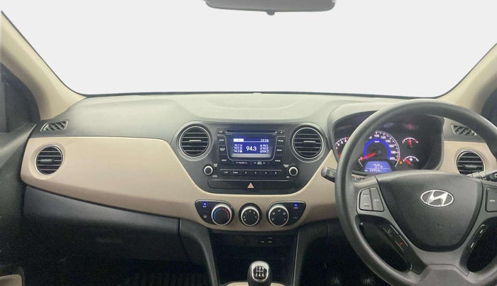 2016 Hyundai Grand i10 SPORTZ 1.2 KAPPA VTVT, Petrol, Manual, 33,933 km, Dashboard