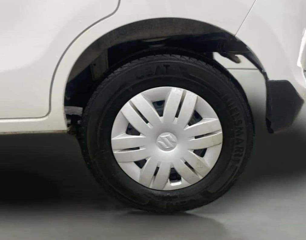 2022 Maruti Alto LXI O, Petrol, Manual, 26,314 km, Left Rear Wheel