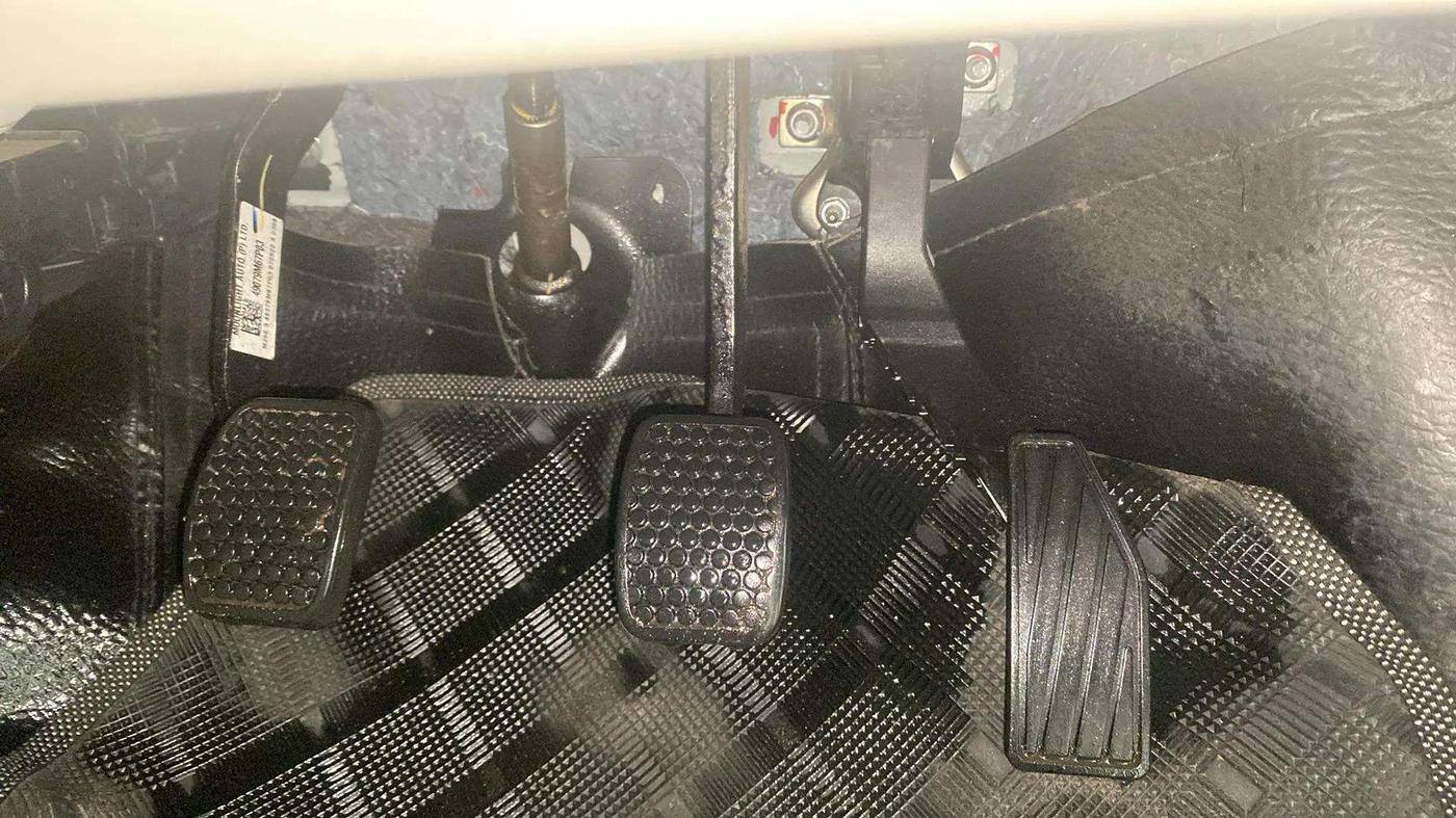 2022 Maruti Alto LXI O, Petrol, Manual, 26,314 km, Pedals
