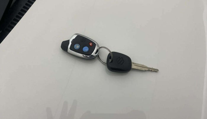 2022 Maruti Alto LXI O, Petrol, Manual, 26,216 km, Key Close Up