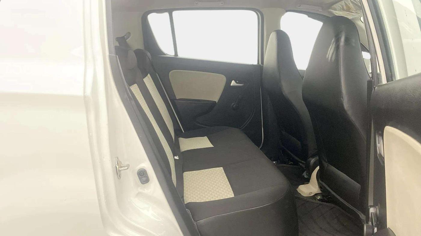 2022 Maruti Alto LXI O, Petrol, Manual, 26,314 km, Right Side Rear Door Cabin