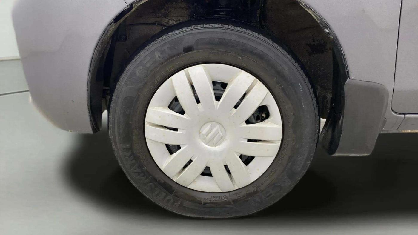 2023 Maruti Alto LXI O, Petrol, Manual, 31,065 km, Left Front Wheel