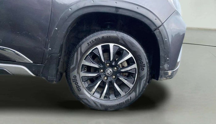 2022 Toyota URBAN CRUISER PREMIUM GRADE MT, Petrol, Manual, 57,571 km, Right Front Wheel