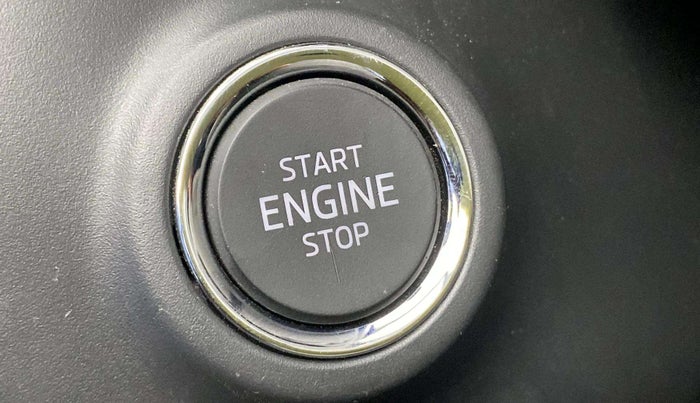 2021 Skoda KUSHAQ STYLE 1.5L TSI MT, Petrol, Manual, 43,437 km, Keyless Start/ Stop Button