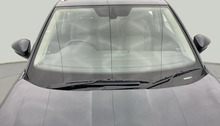 2021 Skoda KUSHAQ STYLE 1.5L TSI MT, Petrol, Manual, 43,437 km, Front Windshield